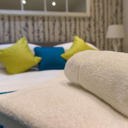 Russet Quarter, Parking Subject To Availability Apartment Йорк Екстериор снимка