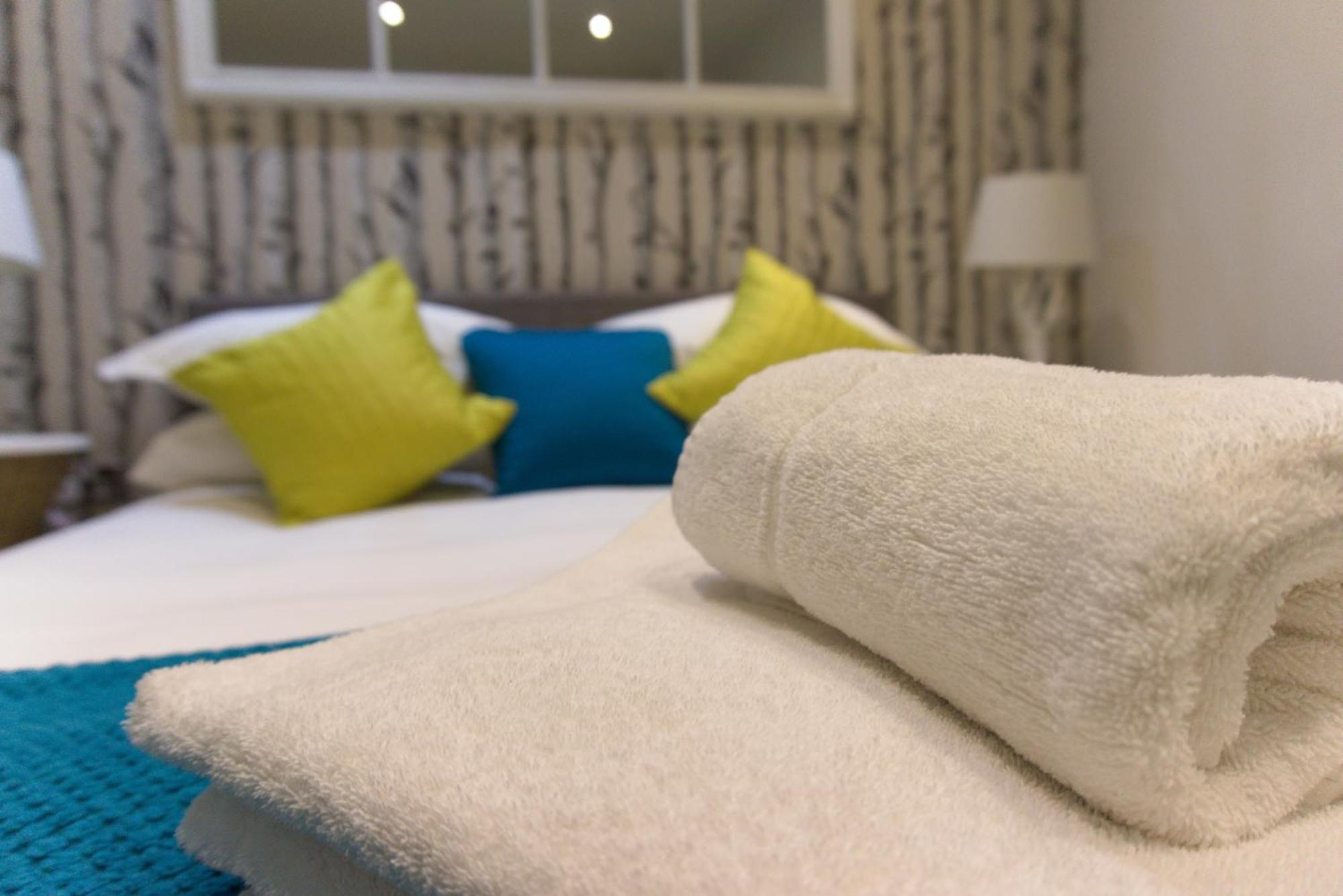 Russet Quarter, Parking Subject To Availability Apartment Йорк Екстериор снимка